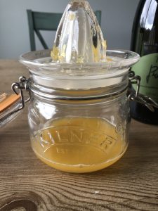Fresh Squeezed Orange Juice for Mimosa